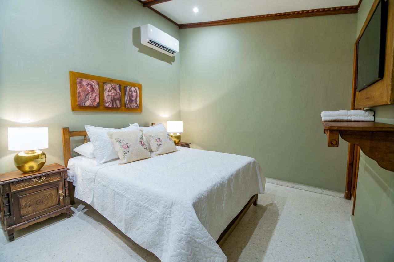 Scalea Di Mare Hotel Cartagena Екстер'єр фото