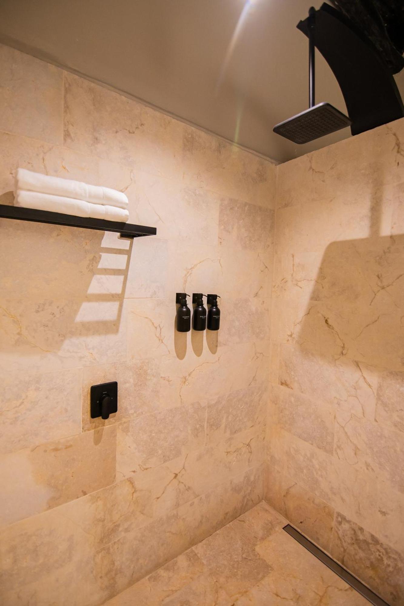 Scalea Di Mare Hotel Cartagena Екстер'єр фото